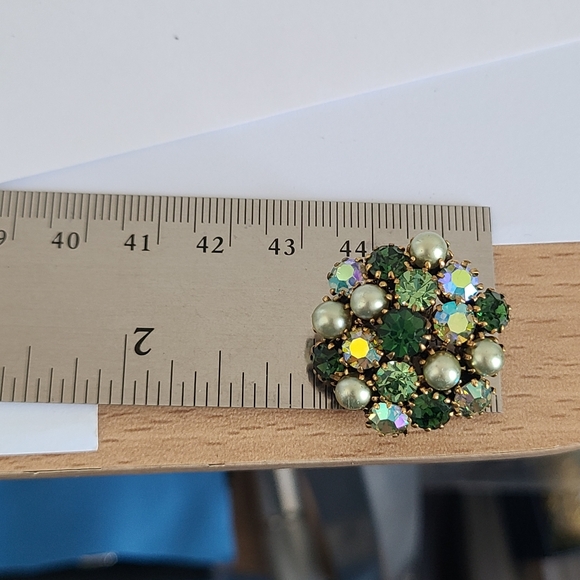 Vintage Mid Century Mod Gold Green Crystal AB Rhinestone Chunky Clip-On Earrings - Picture 9 of 9